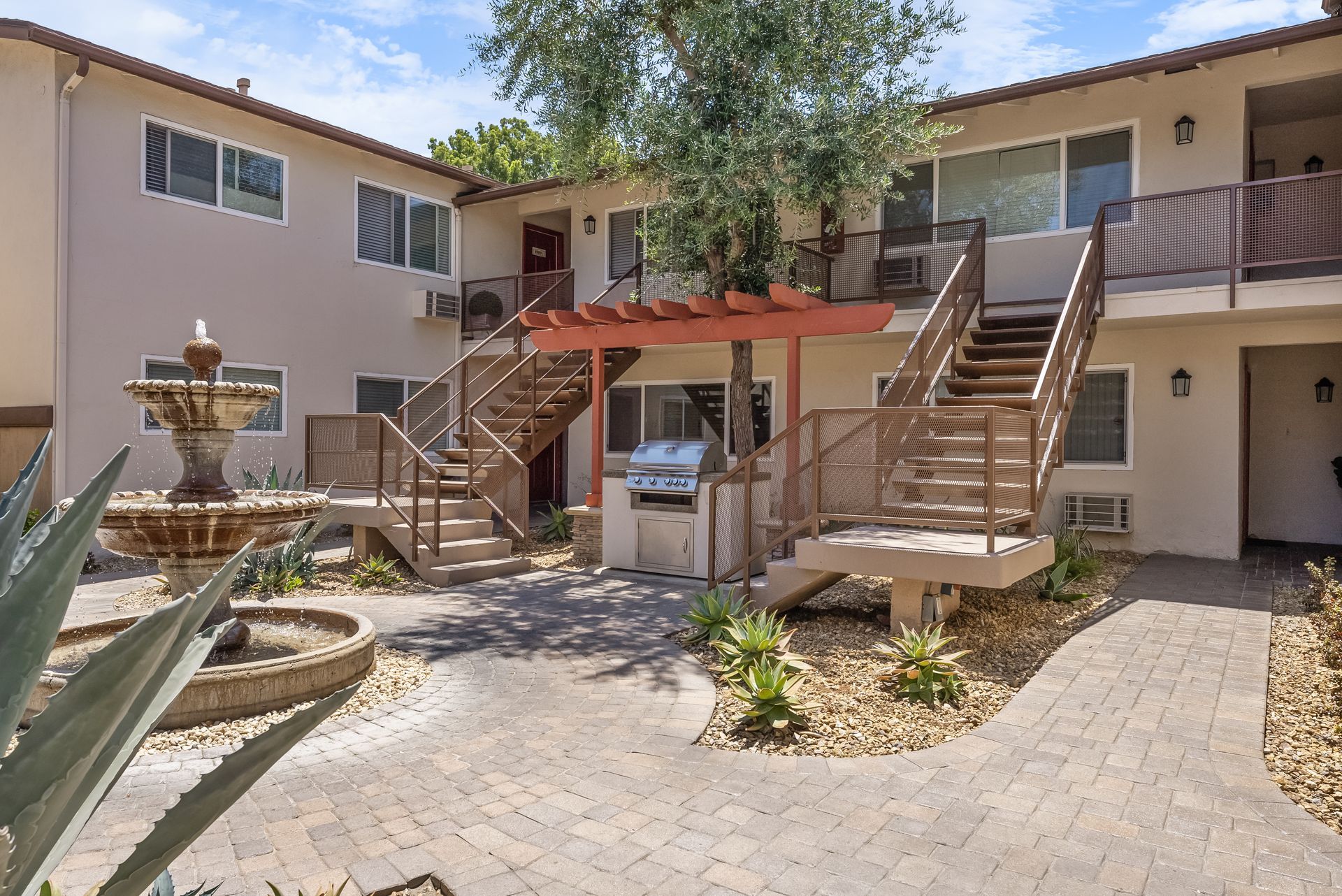 Lakewood Manor photo gallery