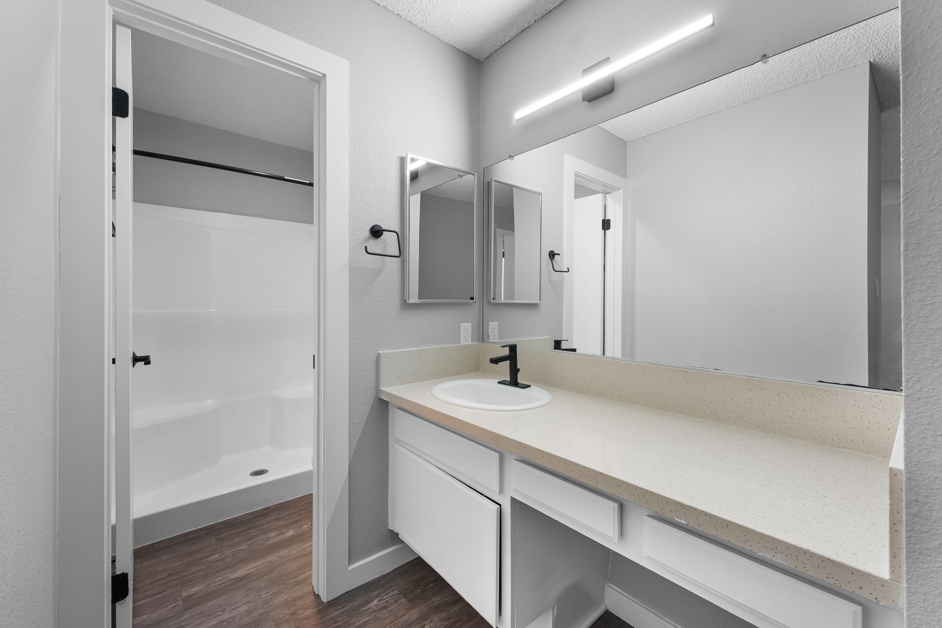 Lakewood Manor photo gallery