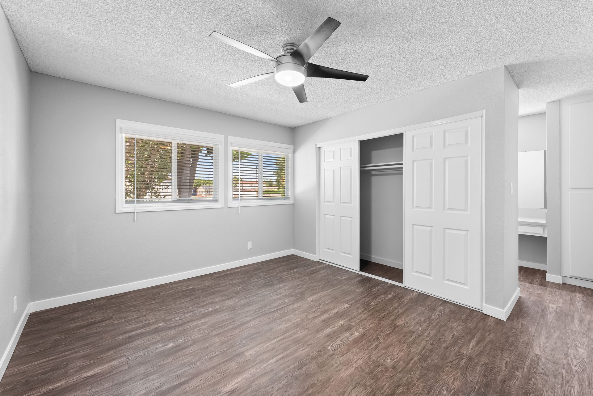 Lakewood Manor photo gallery
