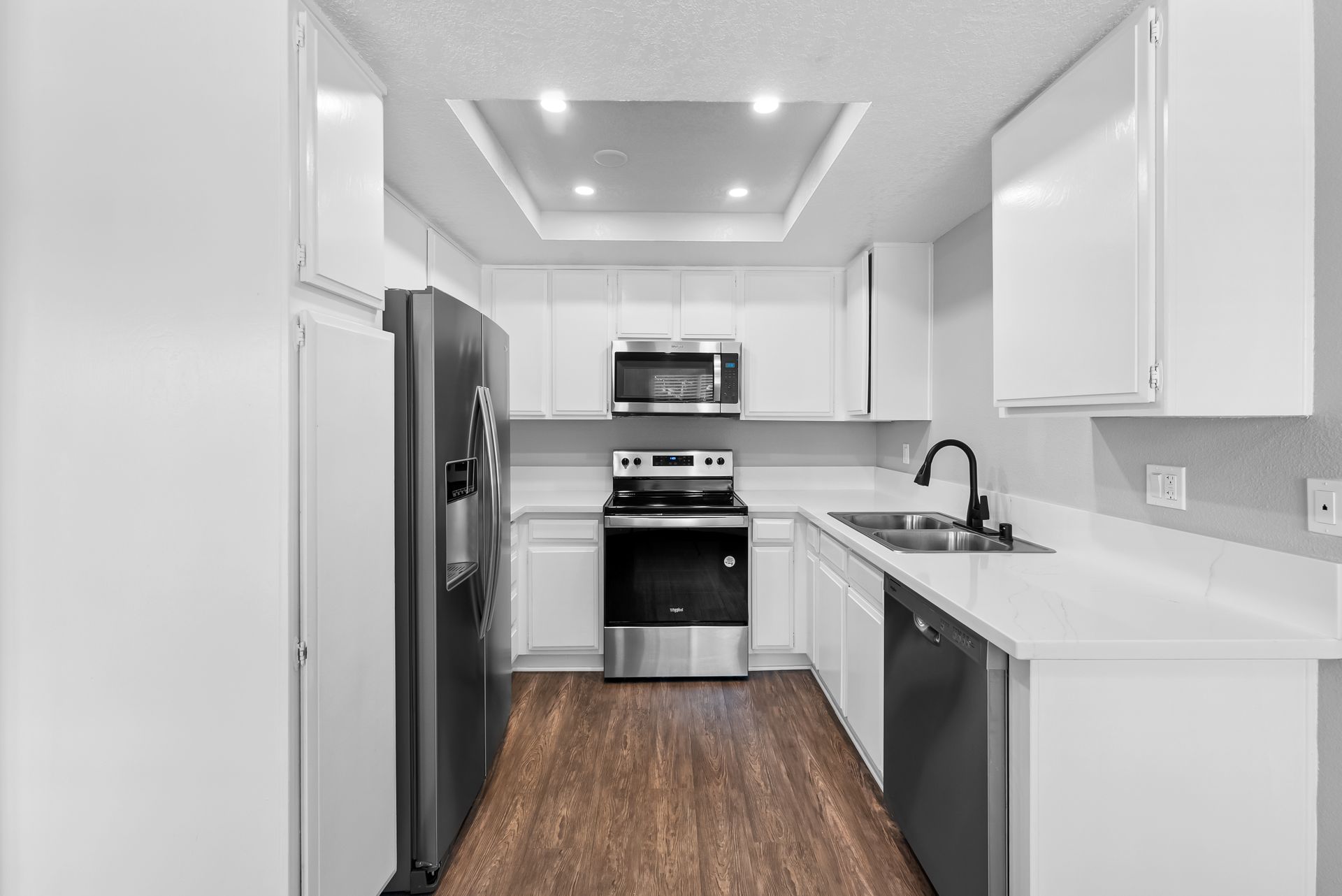 Lakewood Manor photo gallery
