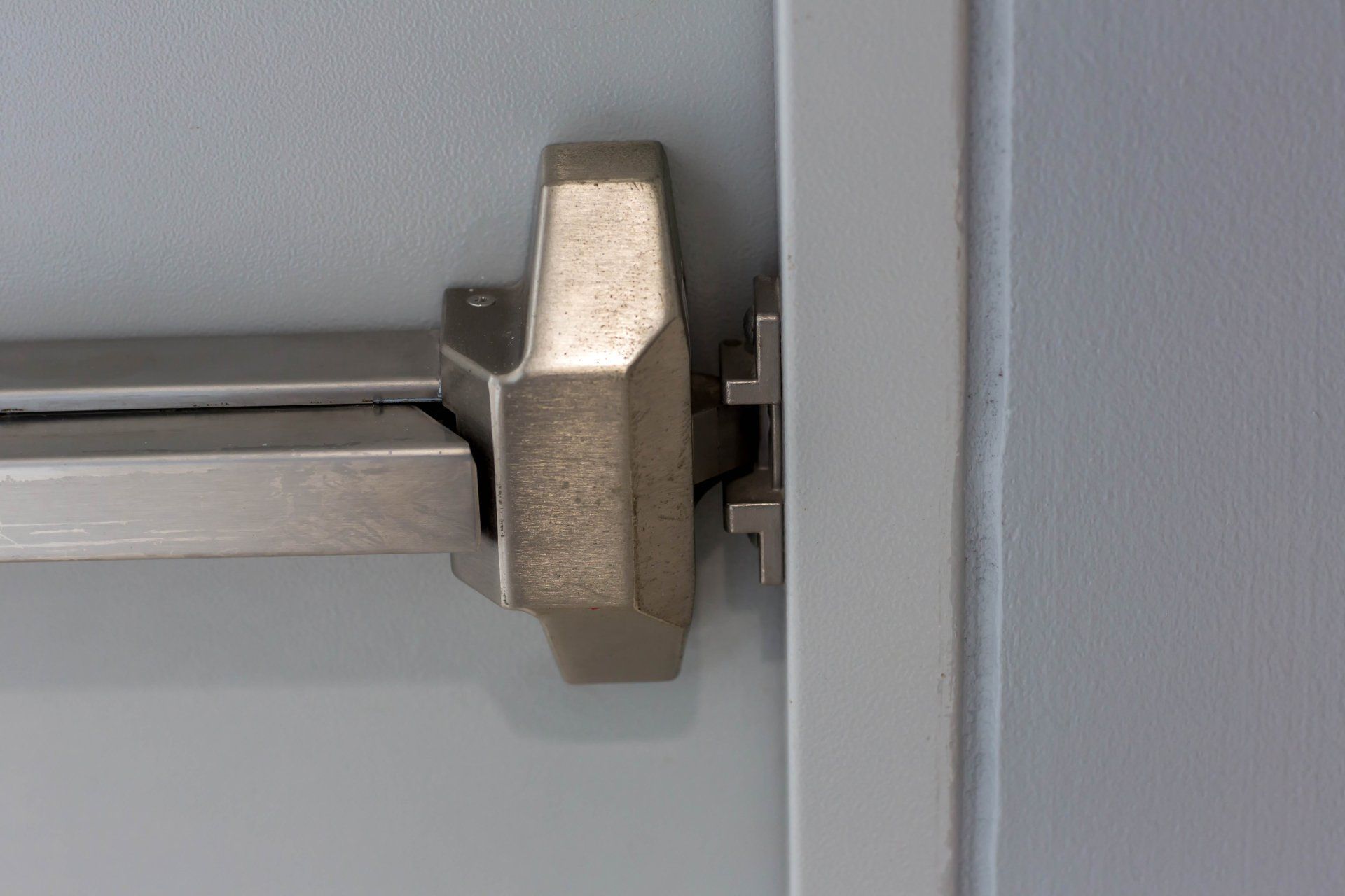 Door Lock Handles — La Crosse, WI — Bob’s Lock and Safe Inc.