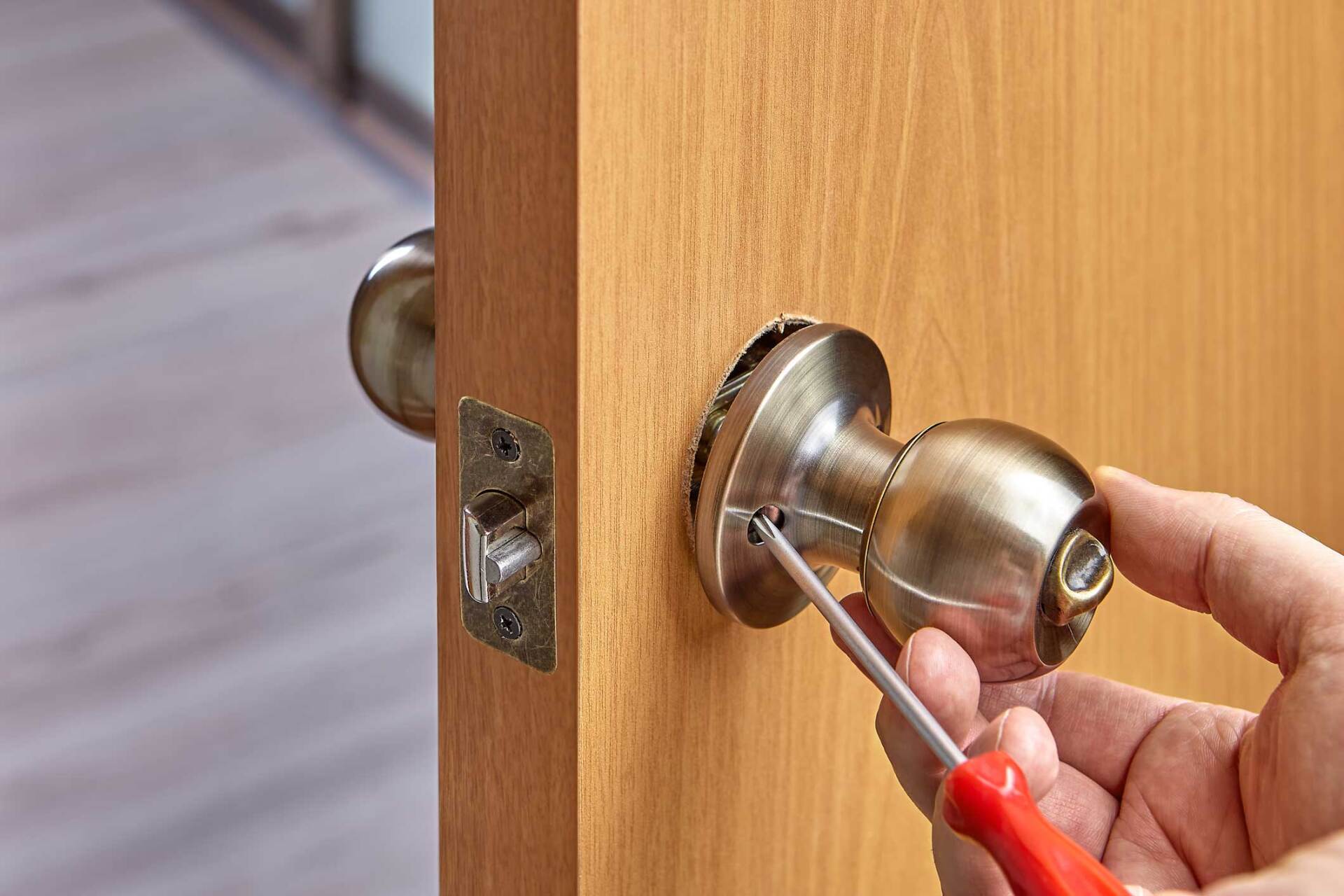 Door Knob — La Crosse, WI — Bob’s Lock and Safe Inc.