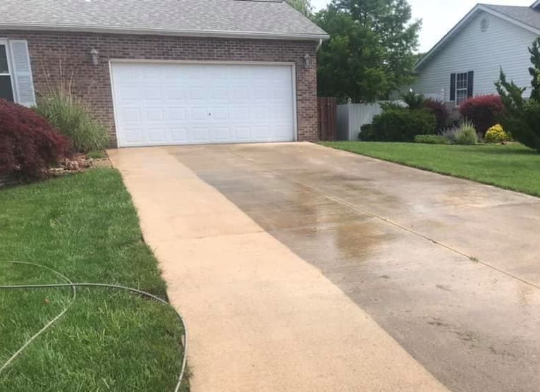 Driveway Power Washing and Driveway sealing and coating for winterization in St. Charles, MO