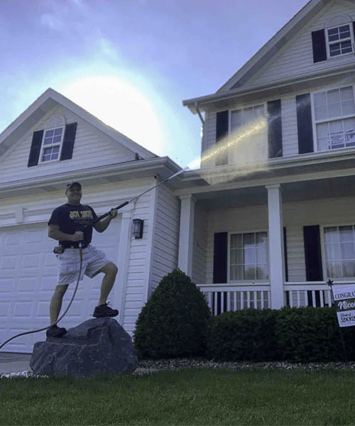 Hot Shotz Mobile Power Wash cleans  home in Dardenne Prairie, MO