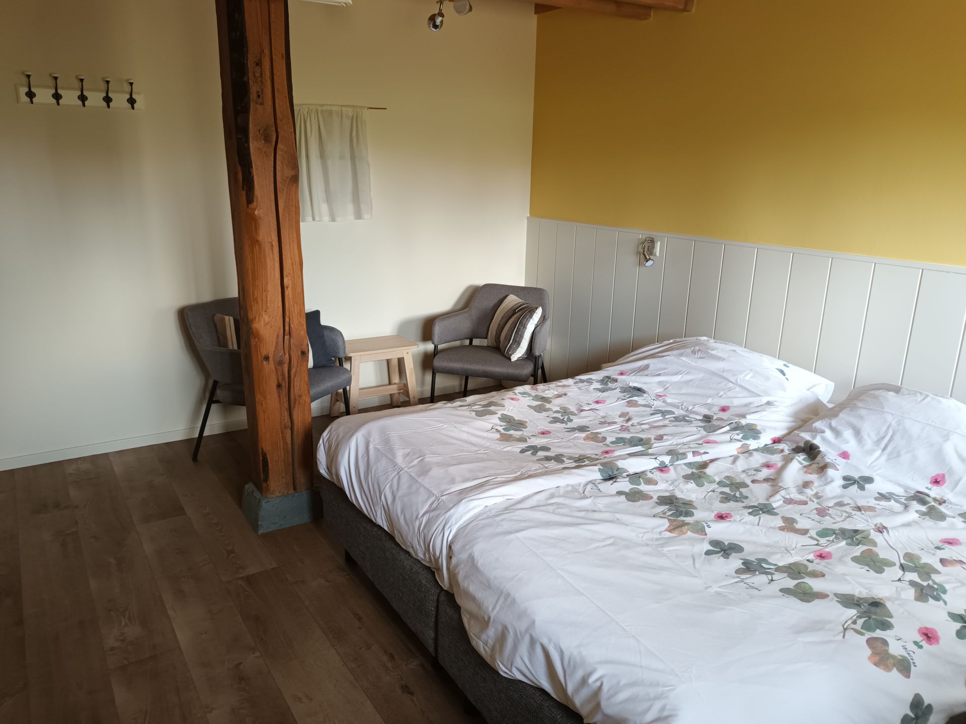 Kamer 2 deur