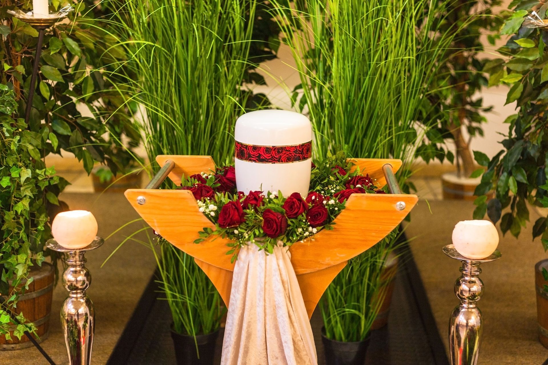 Crematorium White Red On Table | Wyong, NSW | Bowden Funerals Pty Ltd