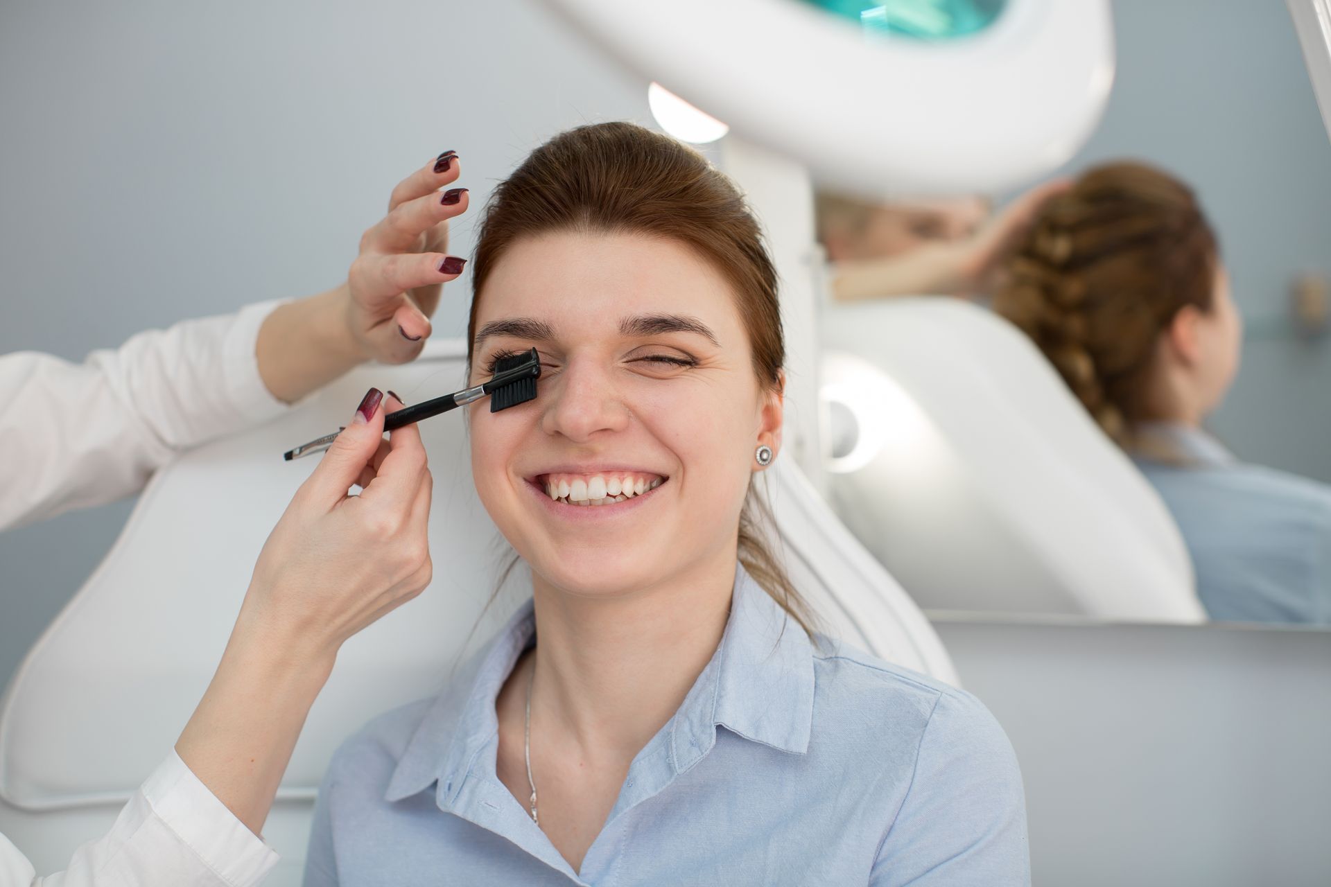makeup in salon