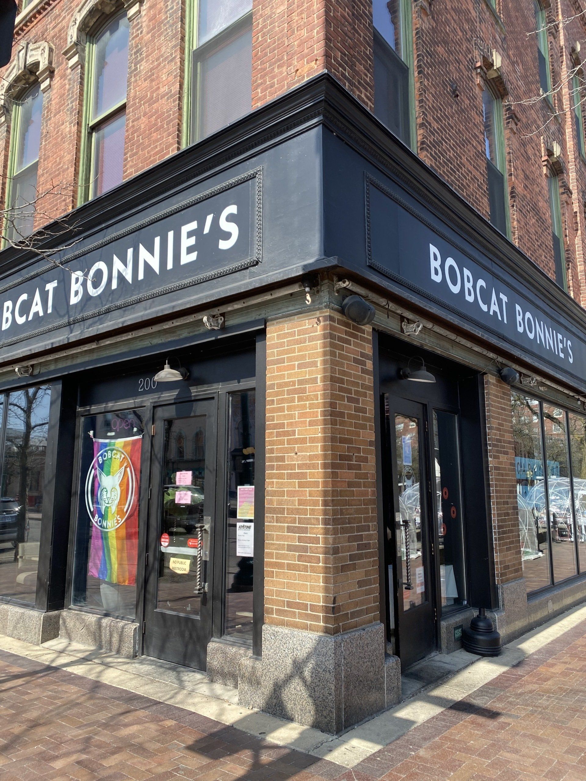 200 Bobcat Bonnies