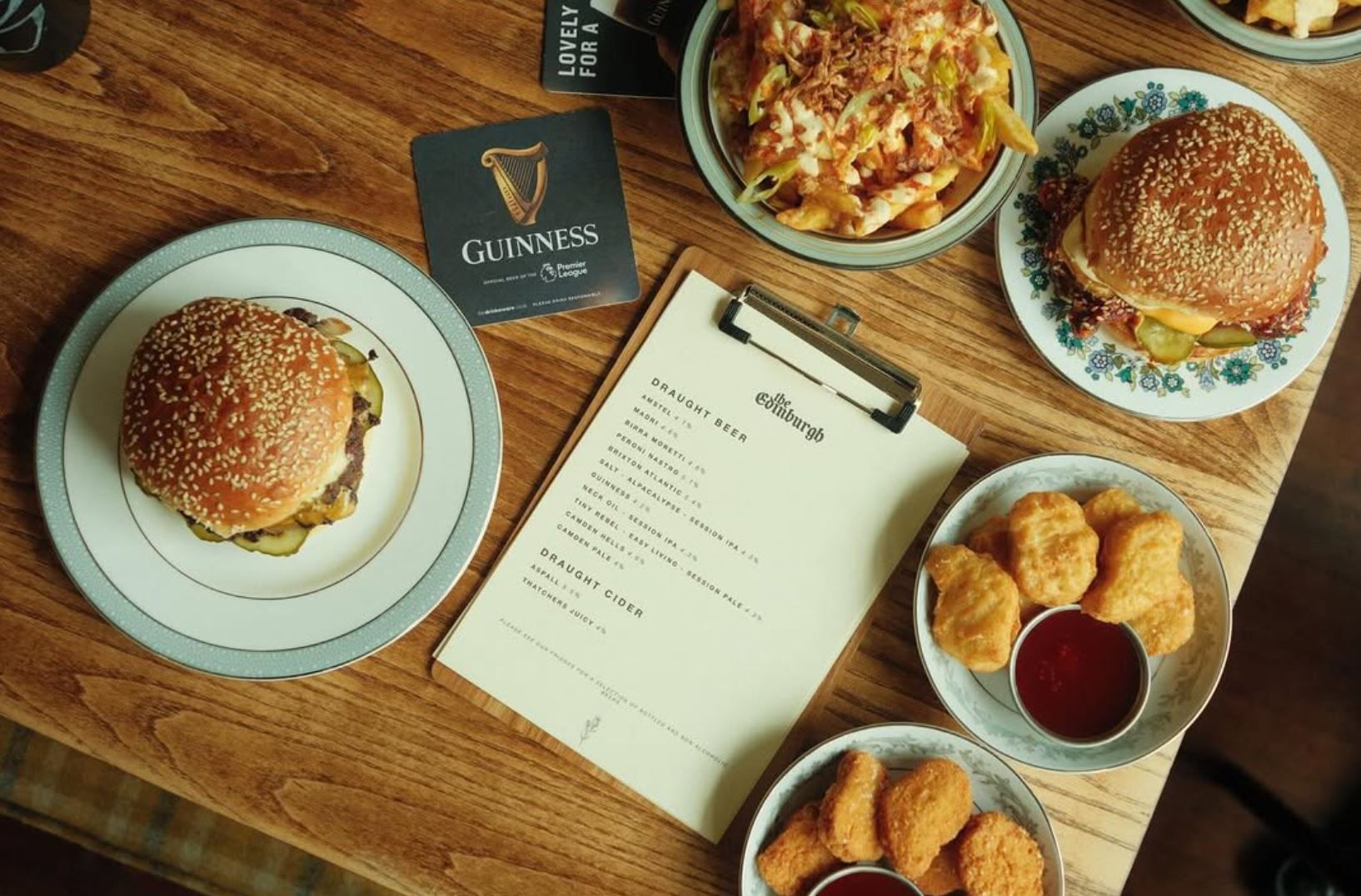 Sports, Pub, Restaurant, homemade Burgers | The Edinburgh Pub | NG London
