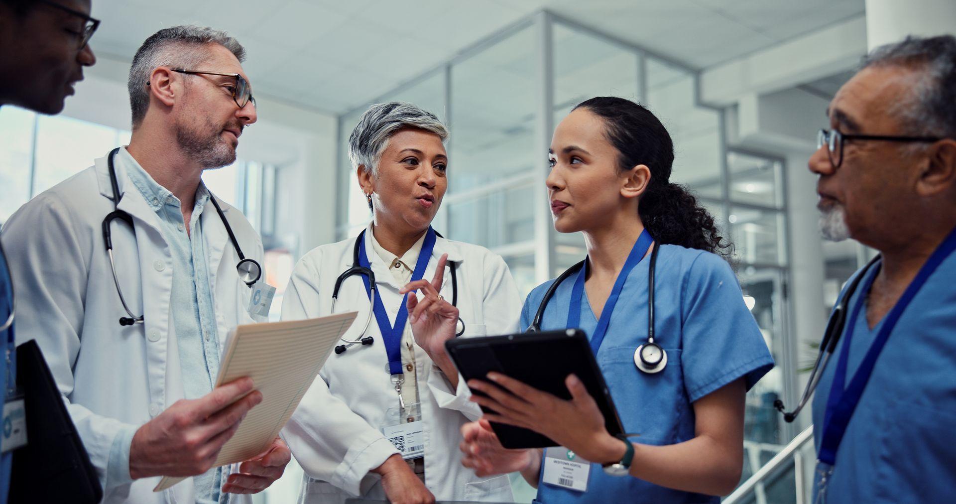 Physicianshaving a discussion
