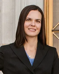 Sarah Smith, M.D. | Warren, OH | Eye Care Associates Inc. Sarah Smith, M.D. | Warren, OH | Eye Care Associates Inc.