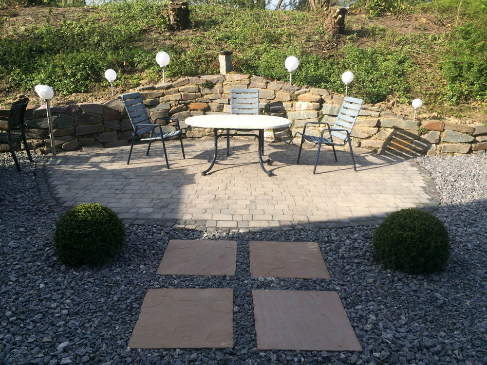 Gartengestaltung mit Sitzgelegenheiten
