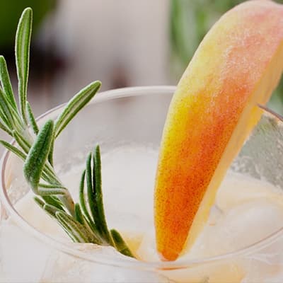 Grilled Pineapple Mint Mojito