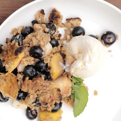 Blueberry Peach Crumble