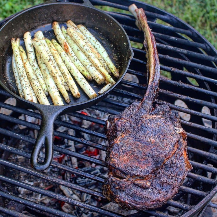 Tomahawk Steak and white asparagus; how to cook tomahawk steak