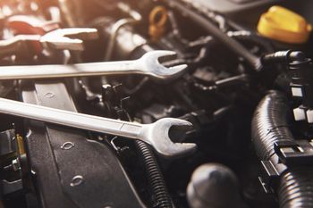 Mechanic Fixing Broken Car | Scotts Valley, CA | Rogers Automotive Mechanic Fixing Broken Car | Scotts Valley, CA | Rogers Automotive