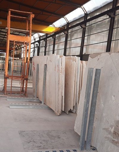 Magazino Travertino