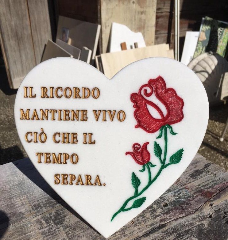 Scritte Incise Su Marmo