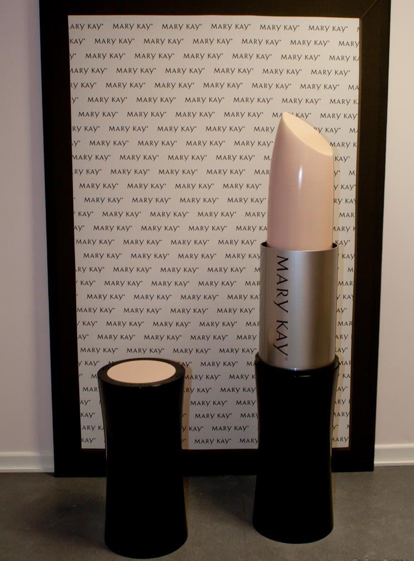 Mary Kay oversized lipstick stool