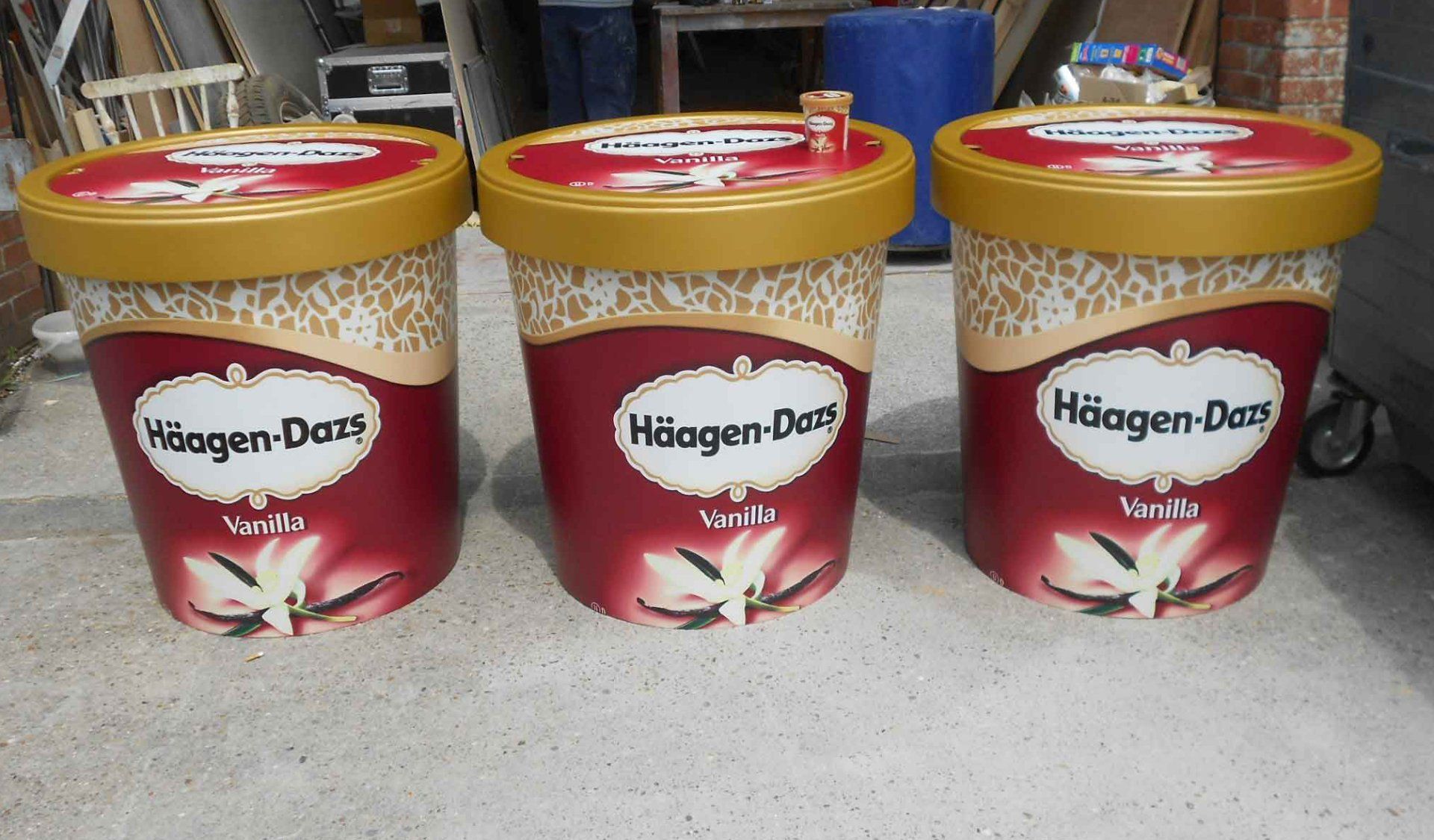 Giant Haagen-Dazs