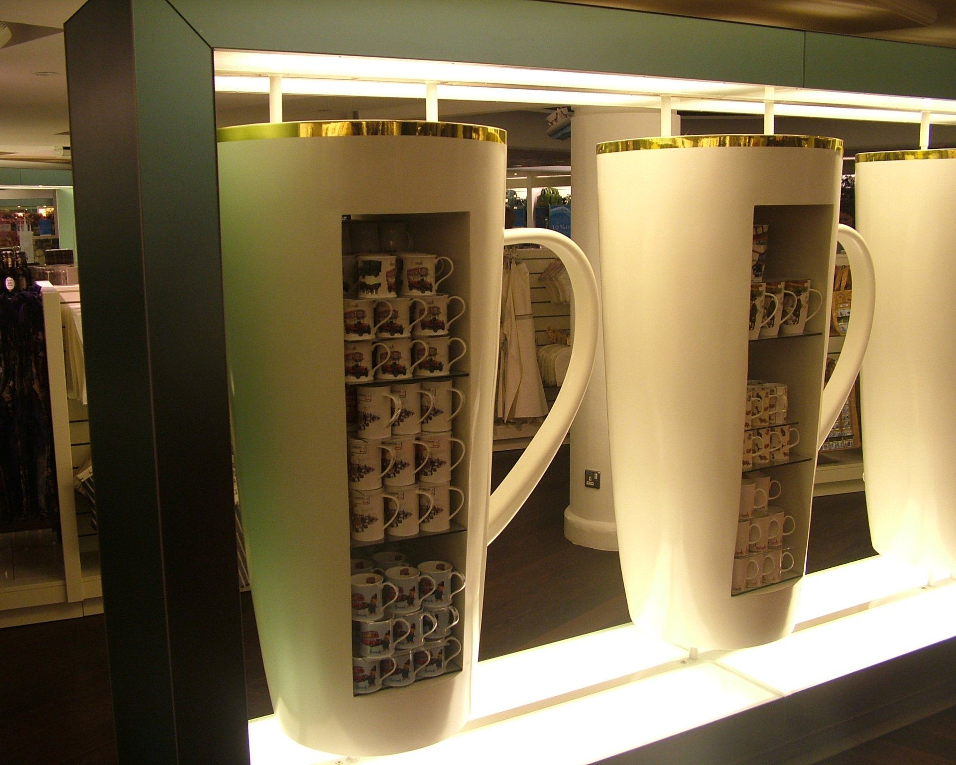 Window display for mugs