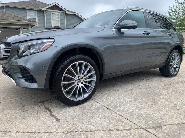 mercedes at the new car image
