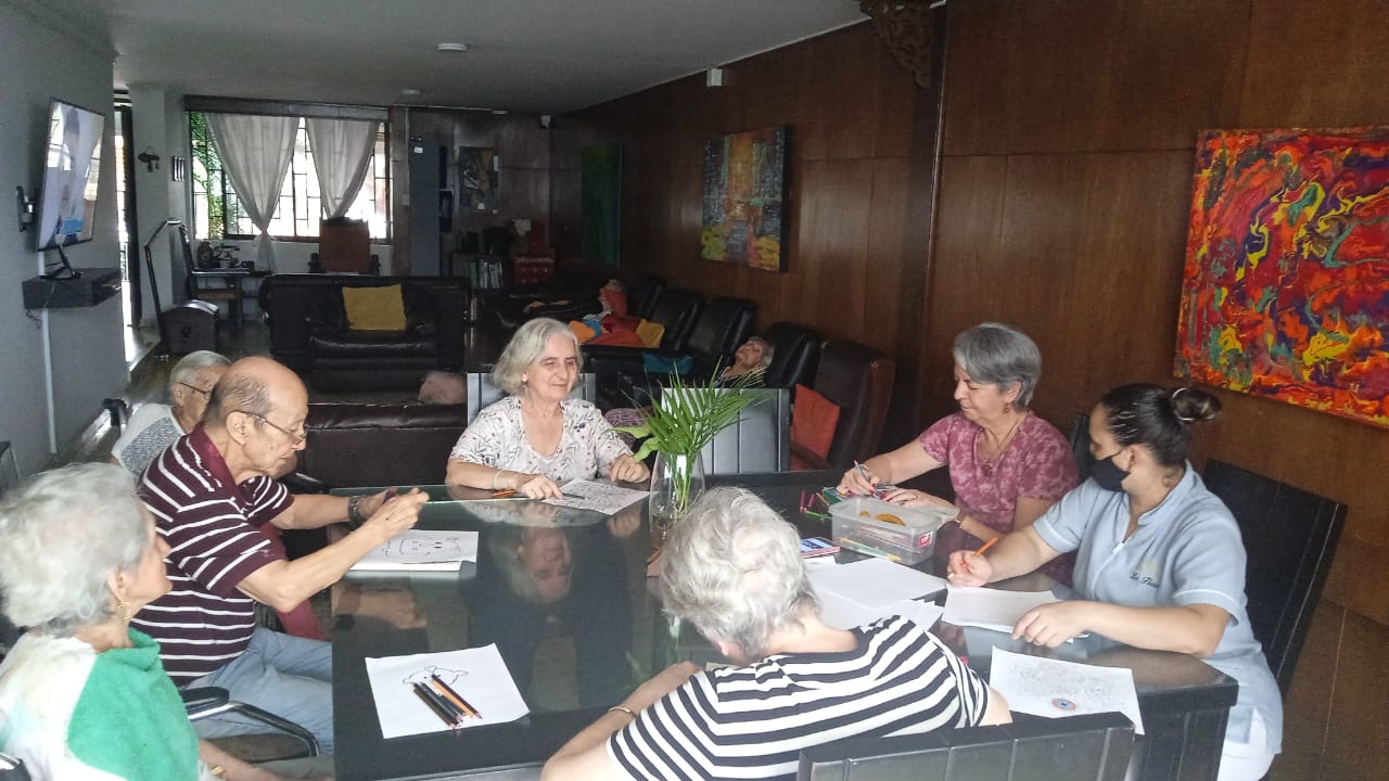 HOGAR PARA ANCIANOS LOS AÑOS DORADOS