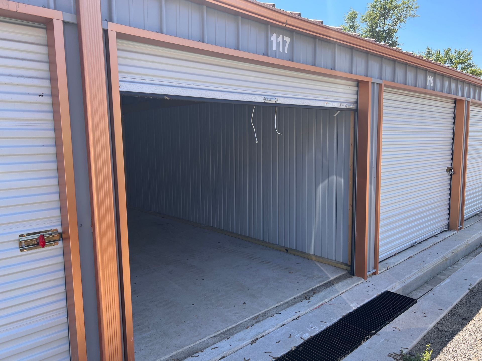 Storage Unit in Hobart, Indiana