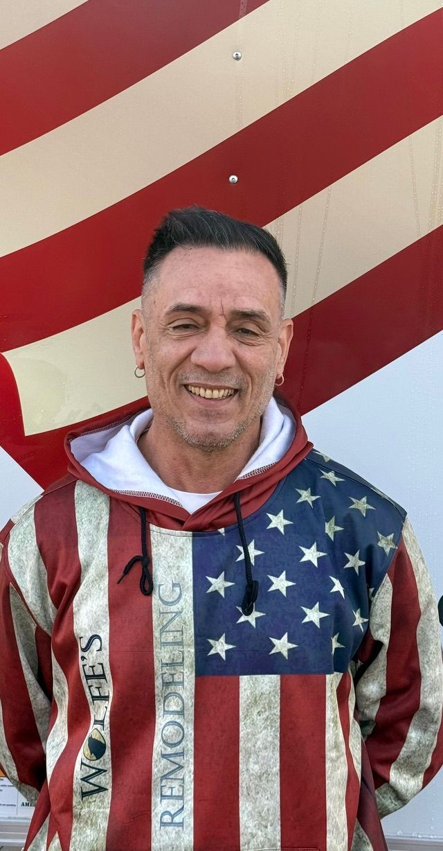 Elick Wolfe (Owner)