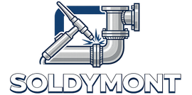 Logotipo de Soldymont con un gráfico de tubería y accesorio metálicos sobre texto azul grisáceo