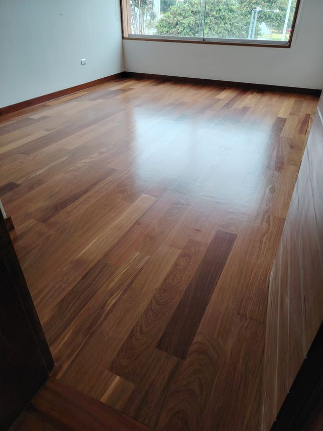 Vensaa Instalación y acabados en madera
