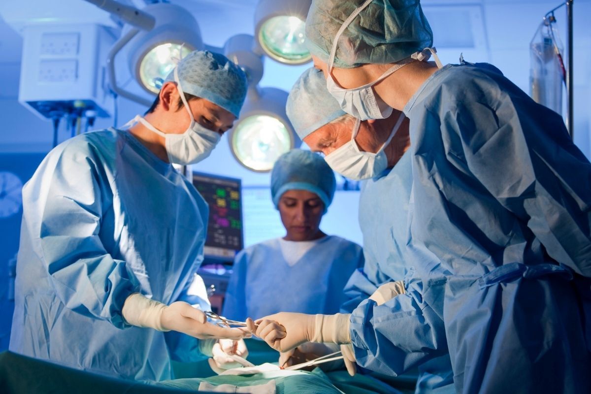 cirurgia-testiculo-dr-antonio-rocha-junior-urologista-teresina-piaui