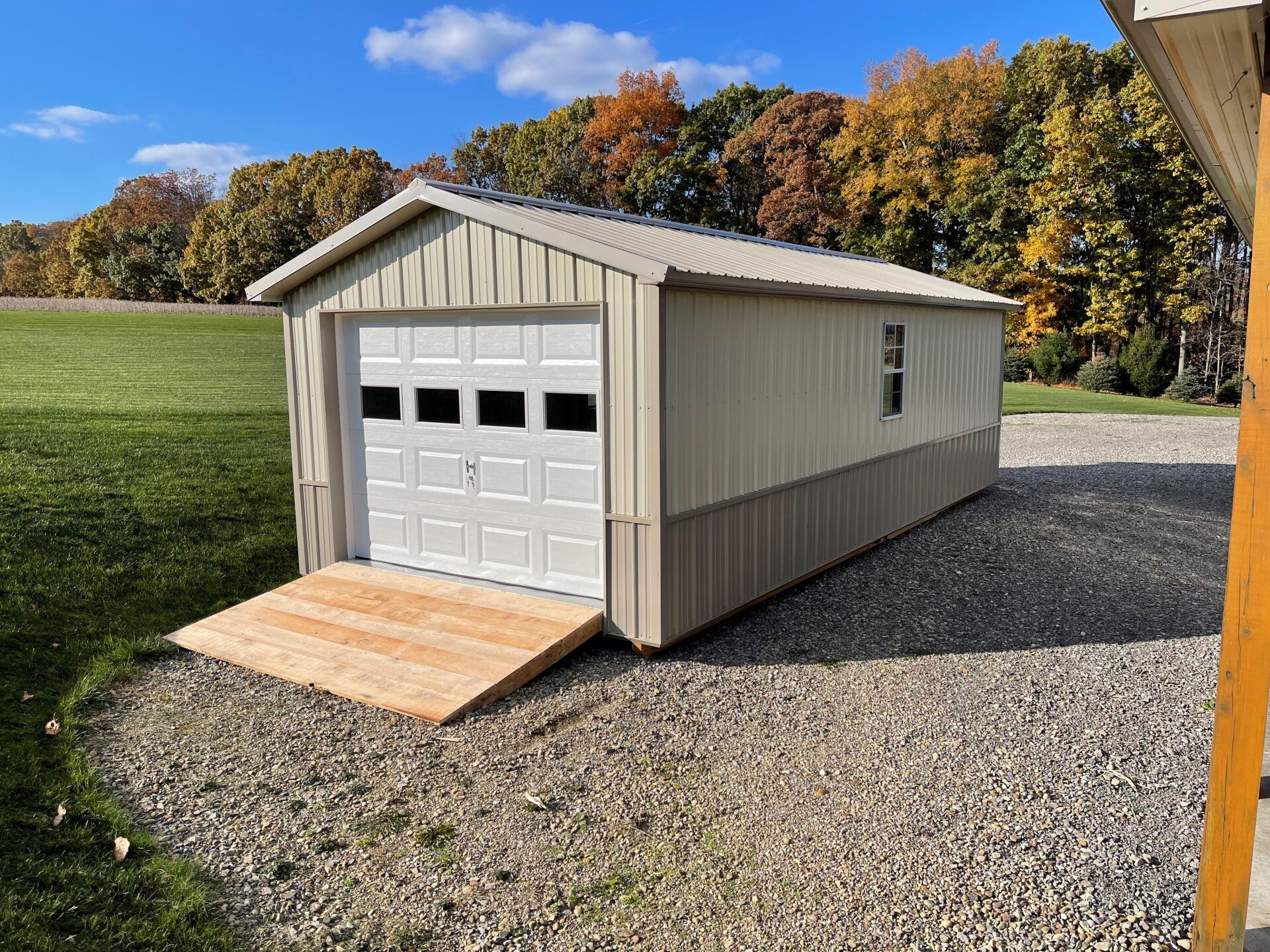Custom Garages Erie, PA Amish Sheds for Less