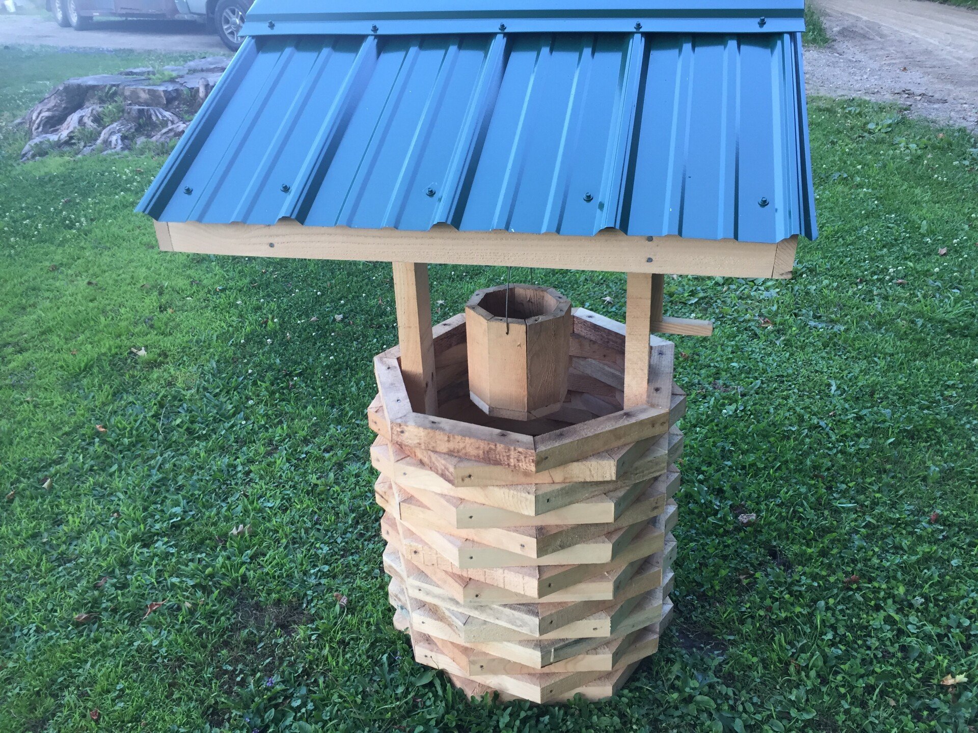 Outdoor & Plywood Furniture Erie, PA Amish Sheds for Less