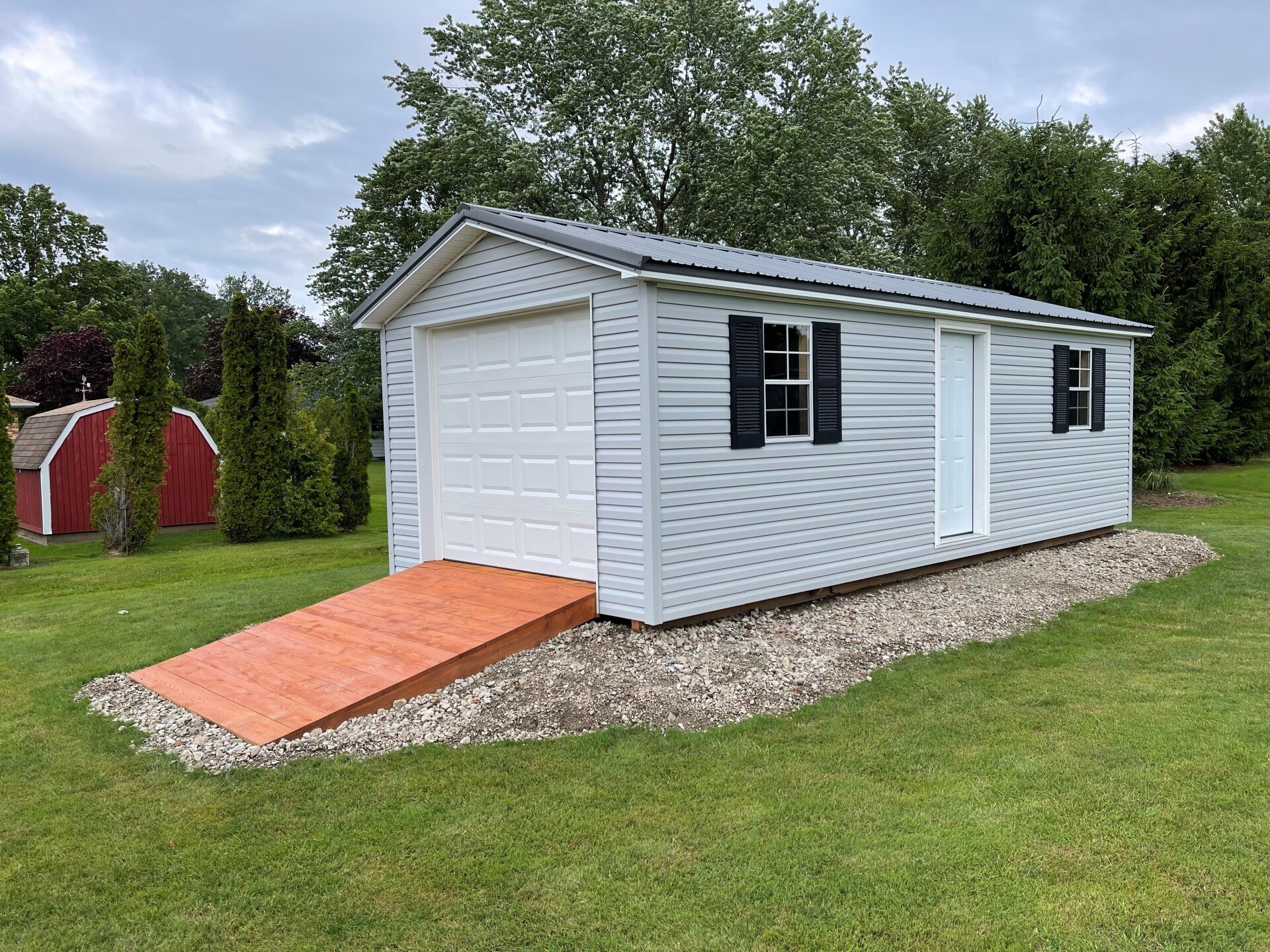 Custom Garages Erie, PA Amish Sheds for Less