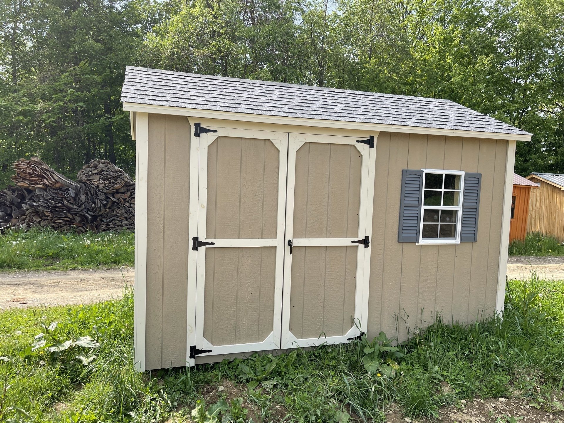 Log Cabin Construction Erie, PA Amish Sheds for Less