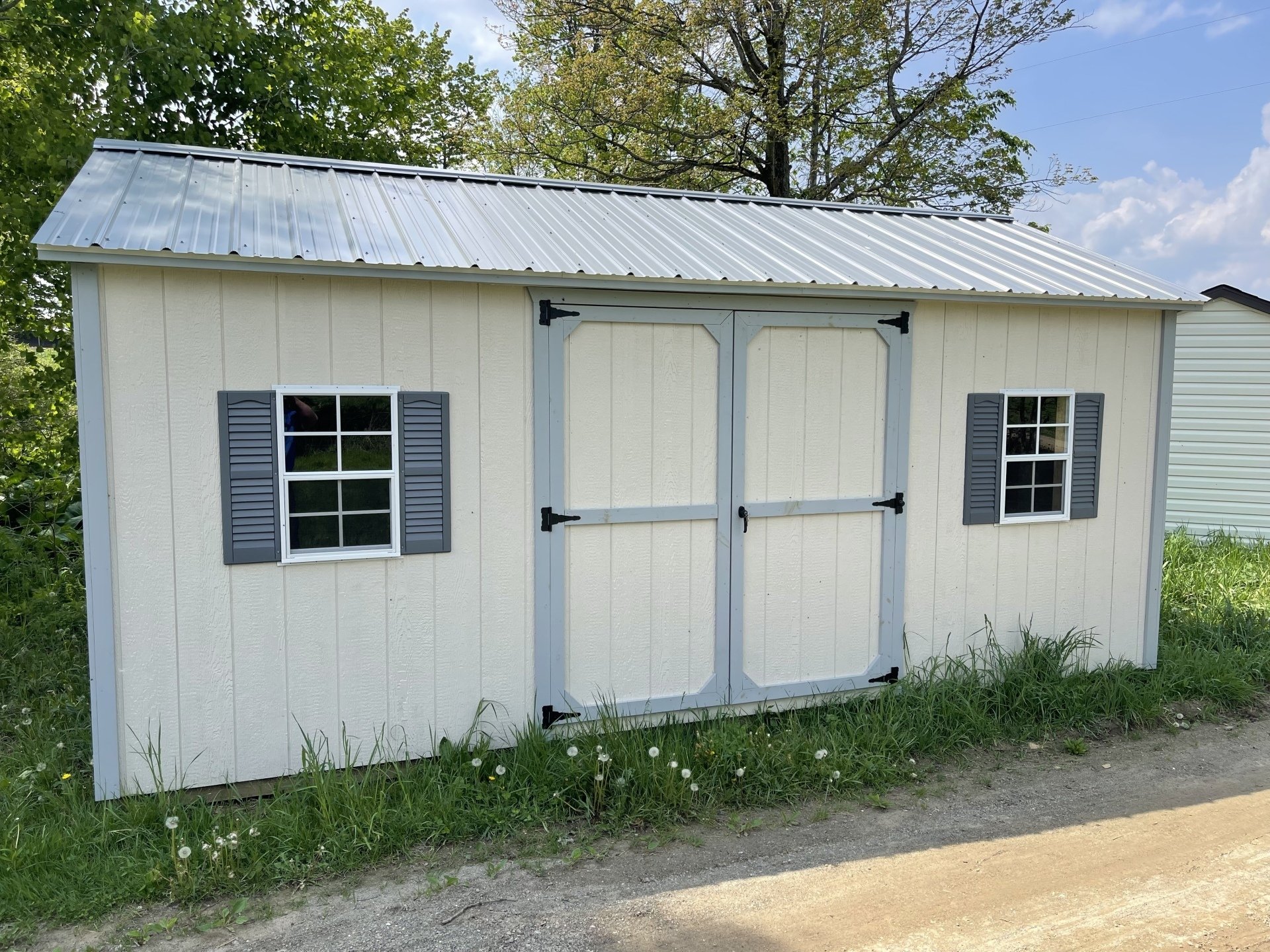 Log Cabin Construction Erie, PA Amish Sheds for Less