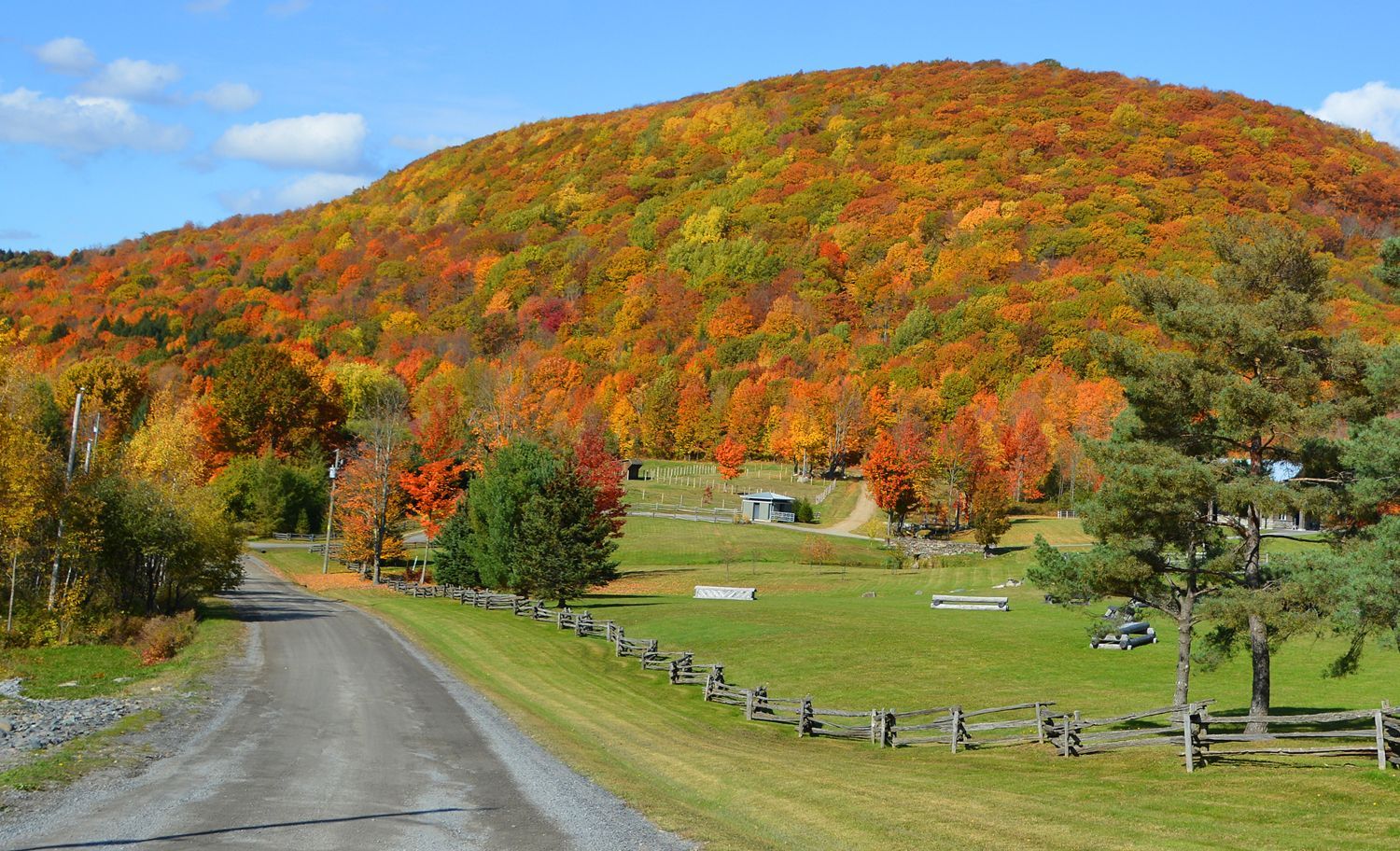 Montagne à Bromont en automne