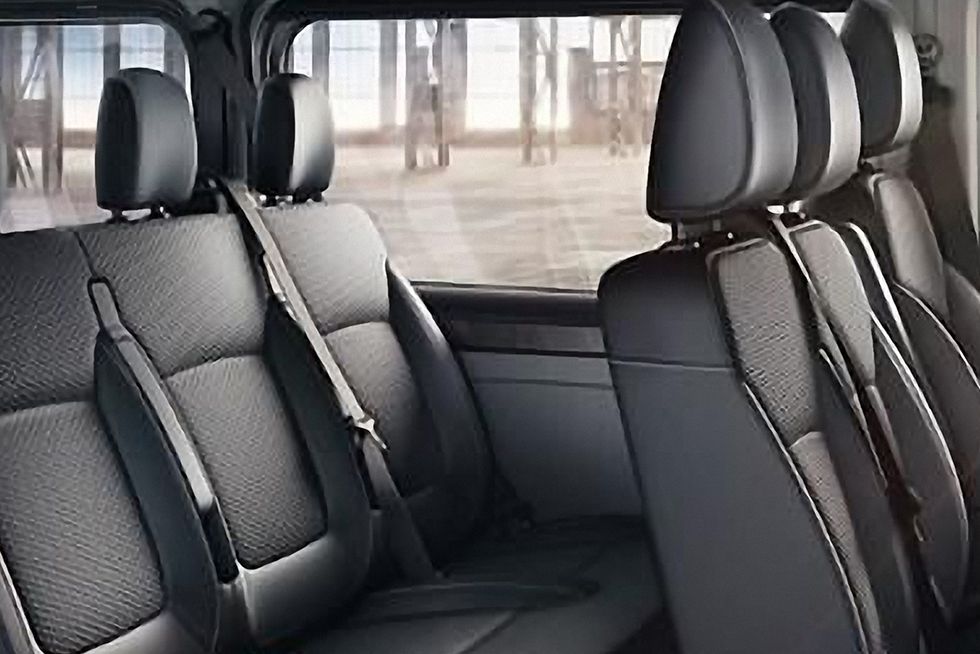 vivaro 2