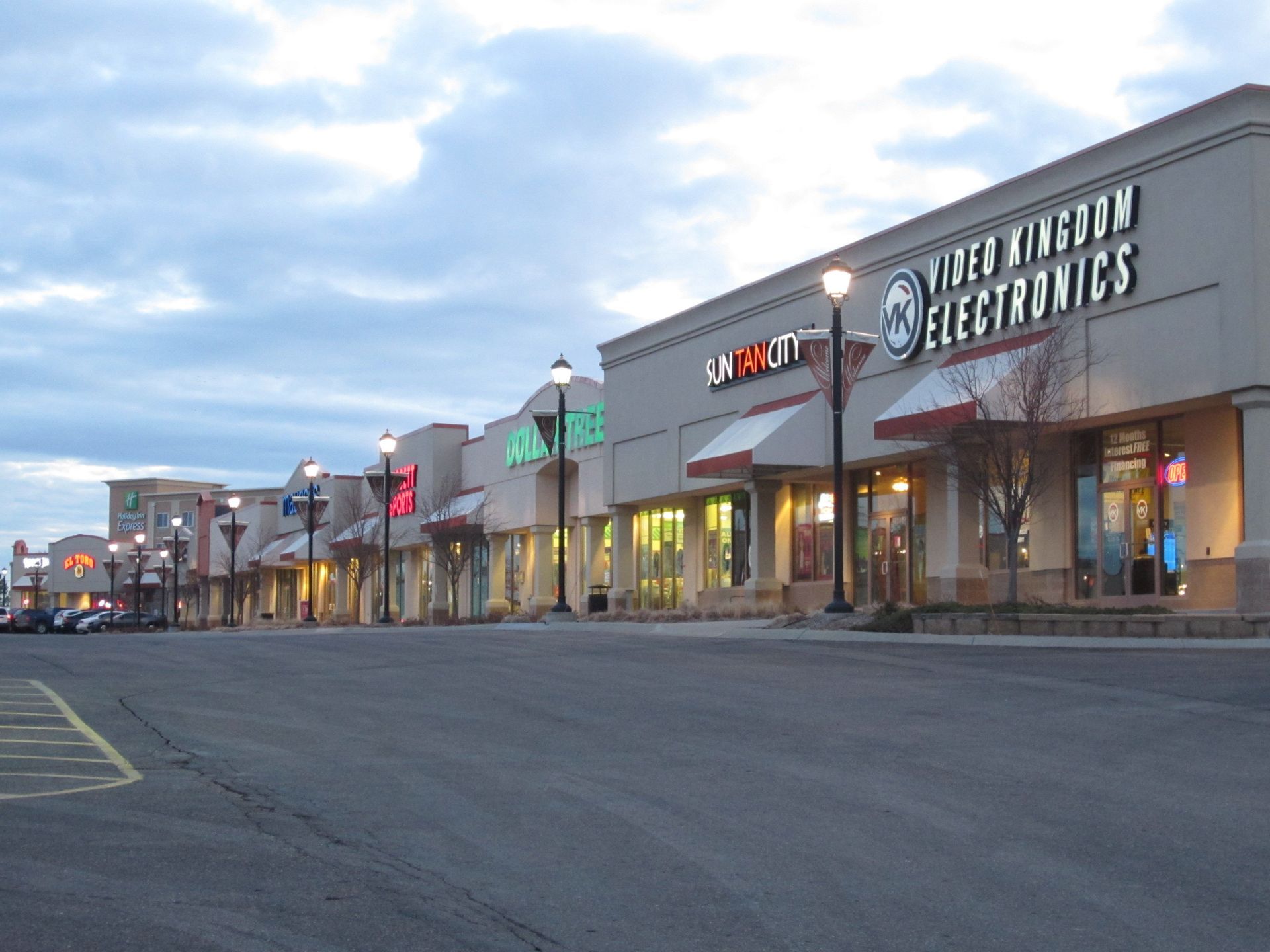 Cimarron Plaza — Hastings, NE — Johnson Imperial Homes