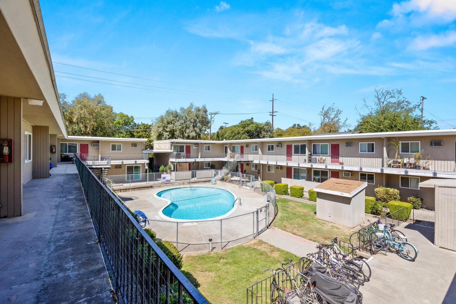 University House Apartments Simmons Real Estate Davis, CA