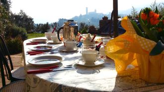 Ottima colazione inclusa in giardino
