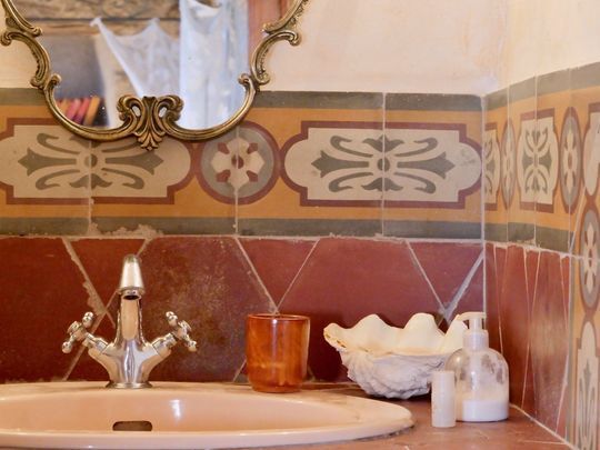 Suite Grande agriturismo in Toscana, dettaglio bagno