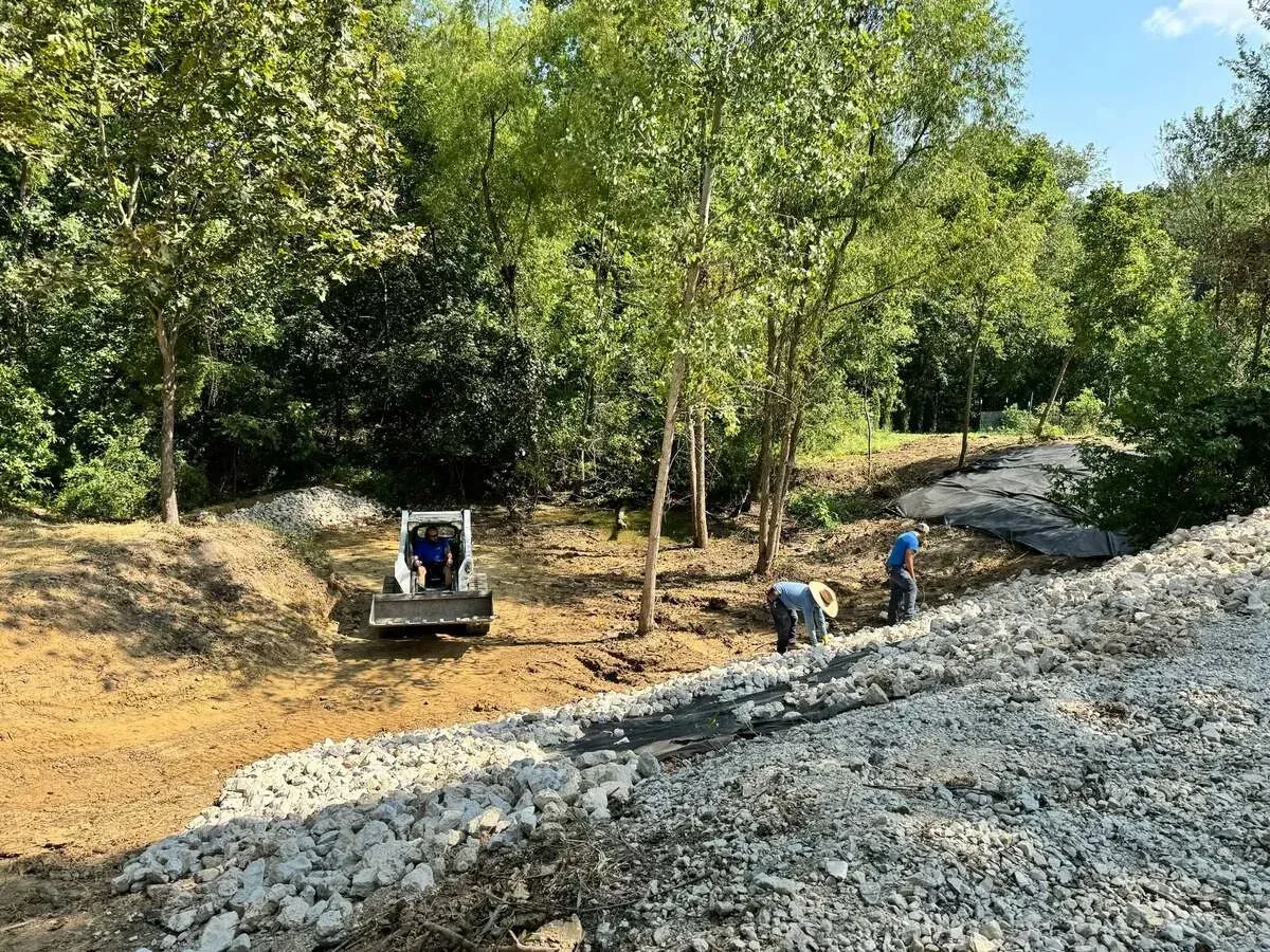custom hardscape solutions in cedar hill mo