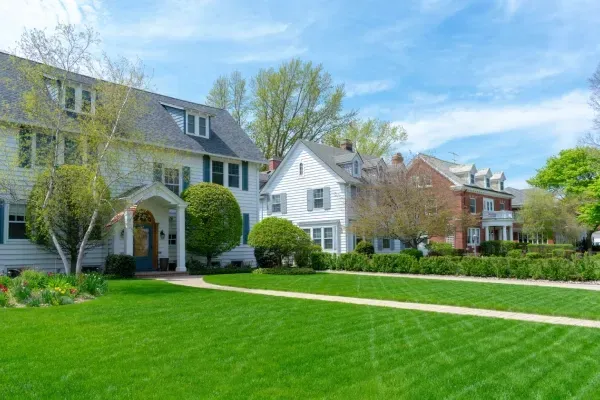 lawn care services kirkwood mo