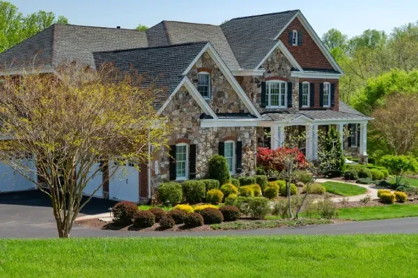 professional landscapers ladue mo