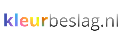 Logo met de tekst “kleurbeslag.nl” in paars, blauw, oranje, bruin en grijs op een witte achtergrond.