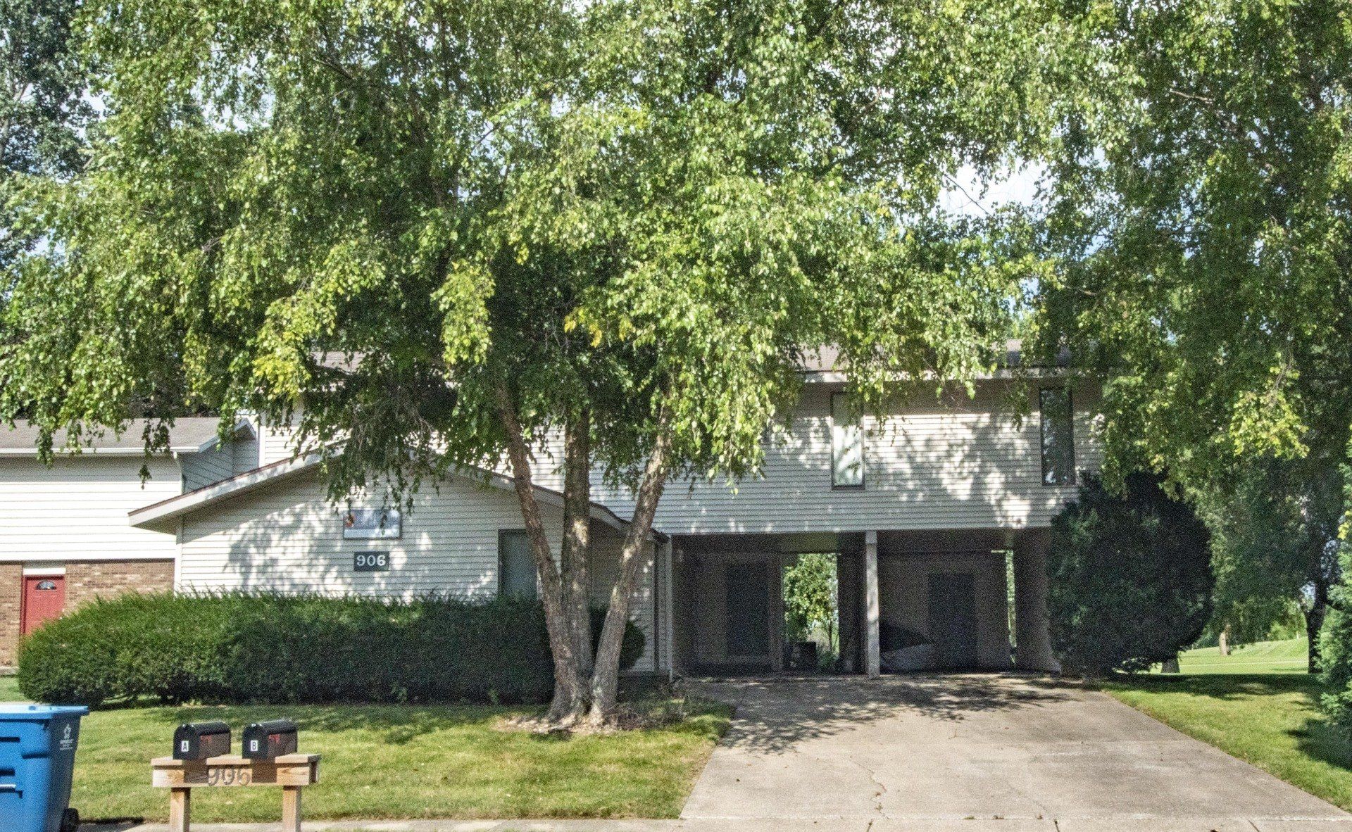 906 Hartwell Drive