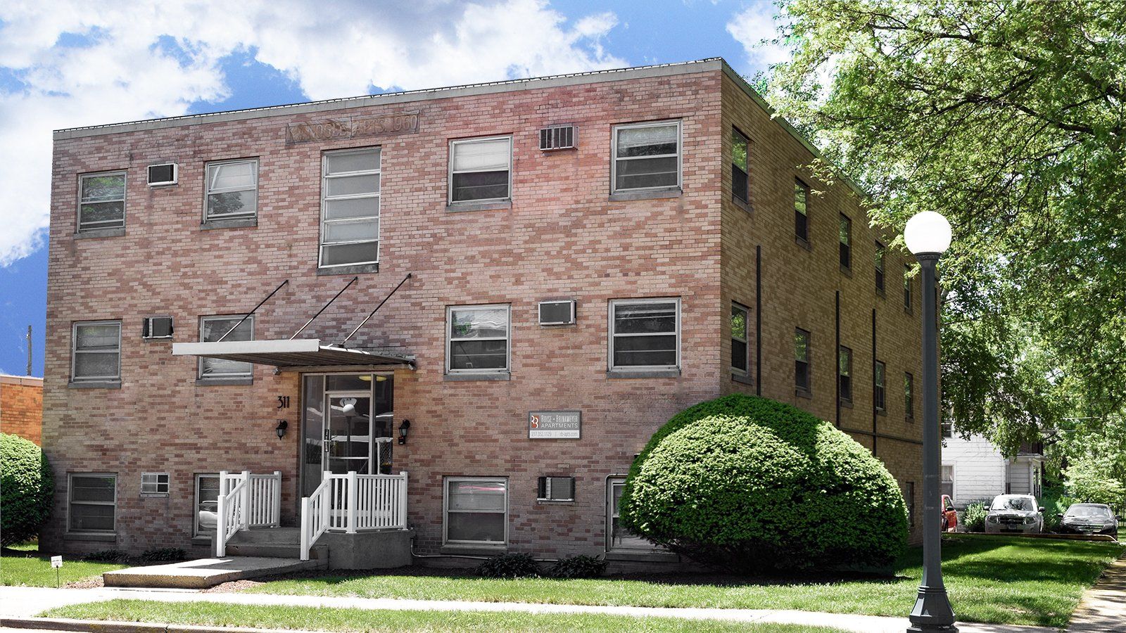 Clark Street Apartments
