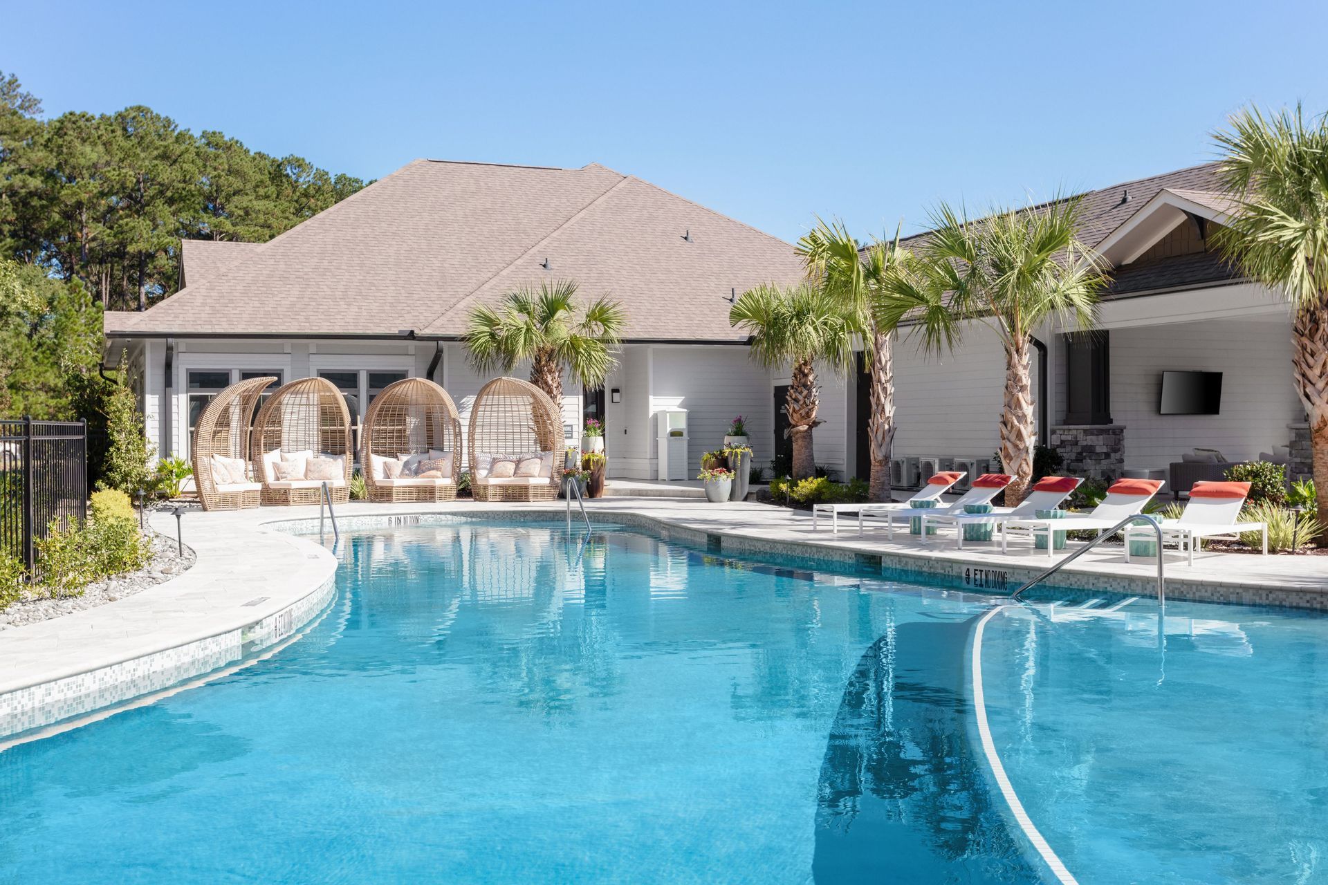 Alleia Apartments